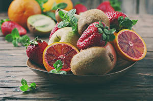 Hintergrundbilder Obst Kiwifrucht Erdbeeren Zitrusfrüchte Grapefruit