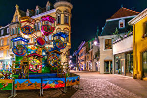 Sfondi desktop Francia La casa Via della città