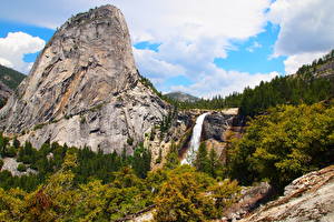 Tapety na pulpit Parki Stany zjednoczone Wodospady Krajobraz Kalifornia Yosemite Skała przyroda