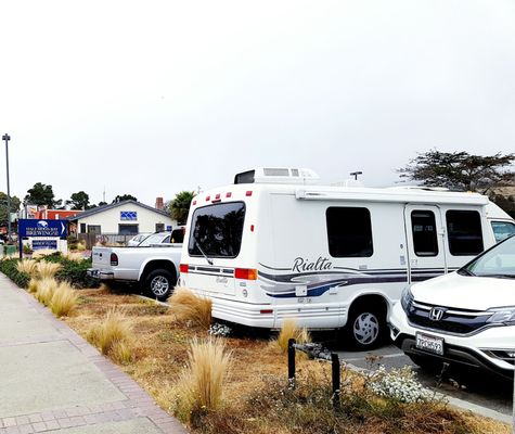 Photo of Classic Vans - Hayward, CA, US. Easy parking at Half Moon Bay Brewing for brunch :)