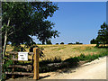 SP0902 : Quarry Farm Entrance near Ampney St Mary's by Pam Brophy