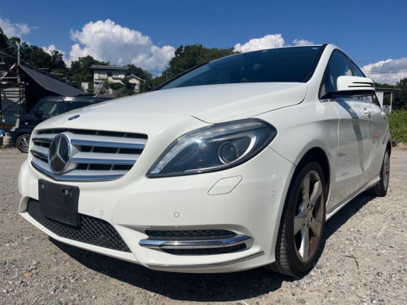 MERCEDES-BENZ B-CLASS