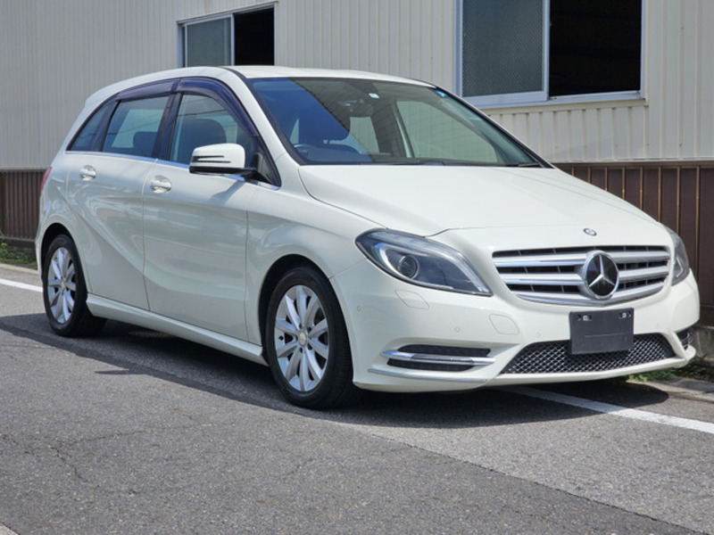 MERCEDES-BENZ B-CLASS