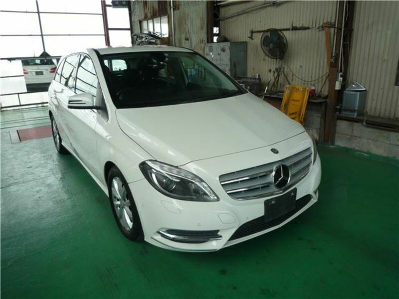 MERCEDES-BENZ B-CLASS