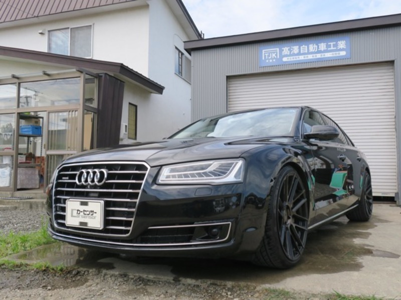 AUDI A8