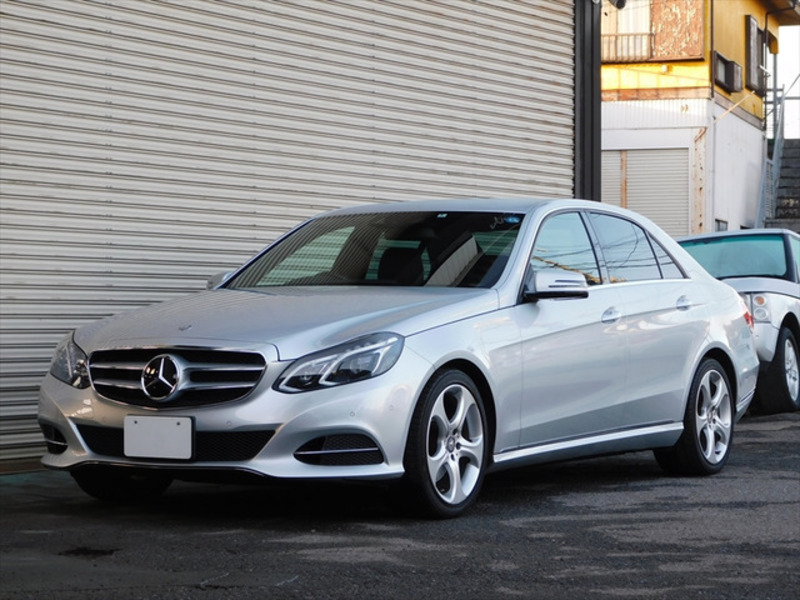 MERCEDES-BENZ E-CLASS