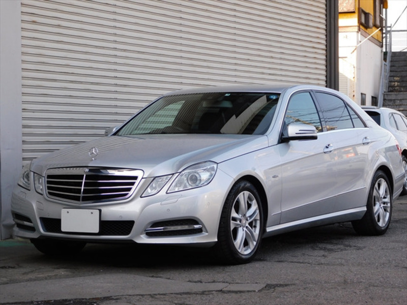 MERCEDES-BENZ E-CLASS