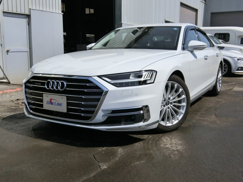 AUDI A8