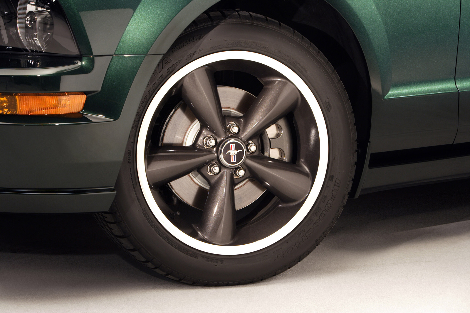 Ford Mustang Bullitt Wheels