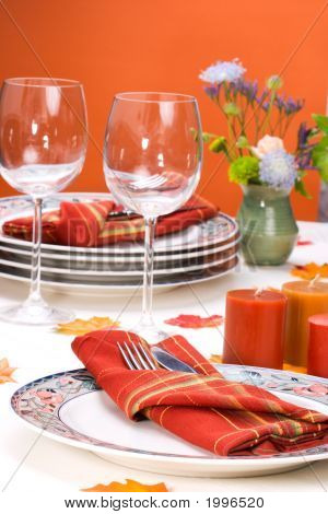 Fall Theme Dinner Table Setting