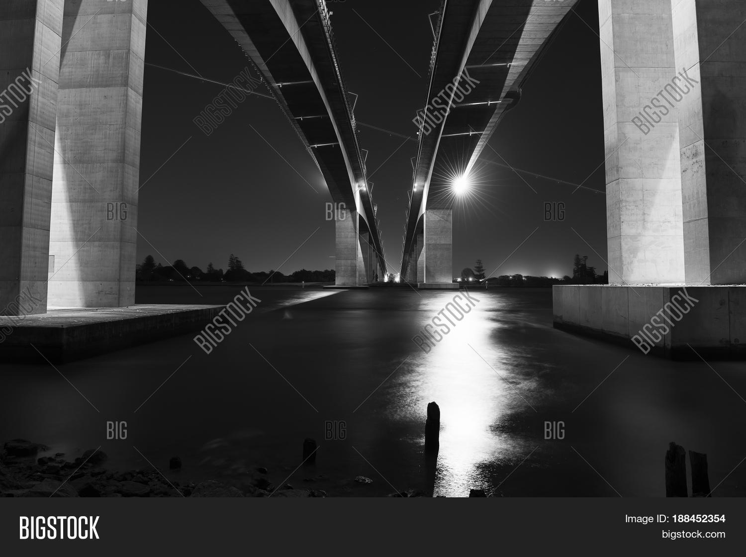 Gateway Bridge Image & Photo (Free Trial) | Bigstock