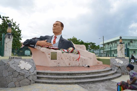 National monument of Antigua and Barbuda - VC Bird Monument